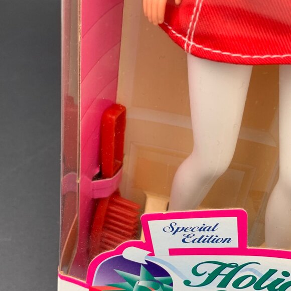 Holiday Season Barbie Special Edition 1996 Mattel 15581 NRFB Christmas Sweater - Picture 10 of 10